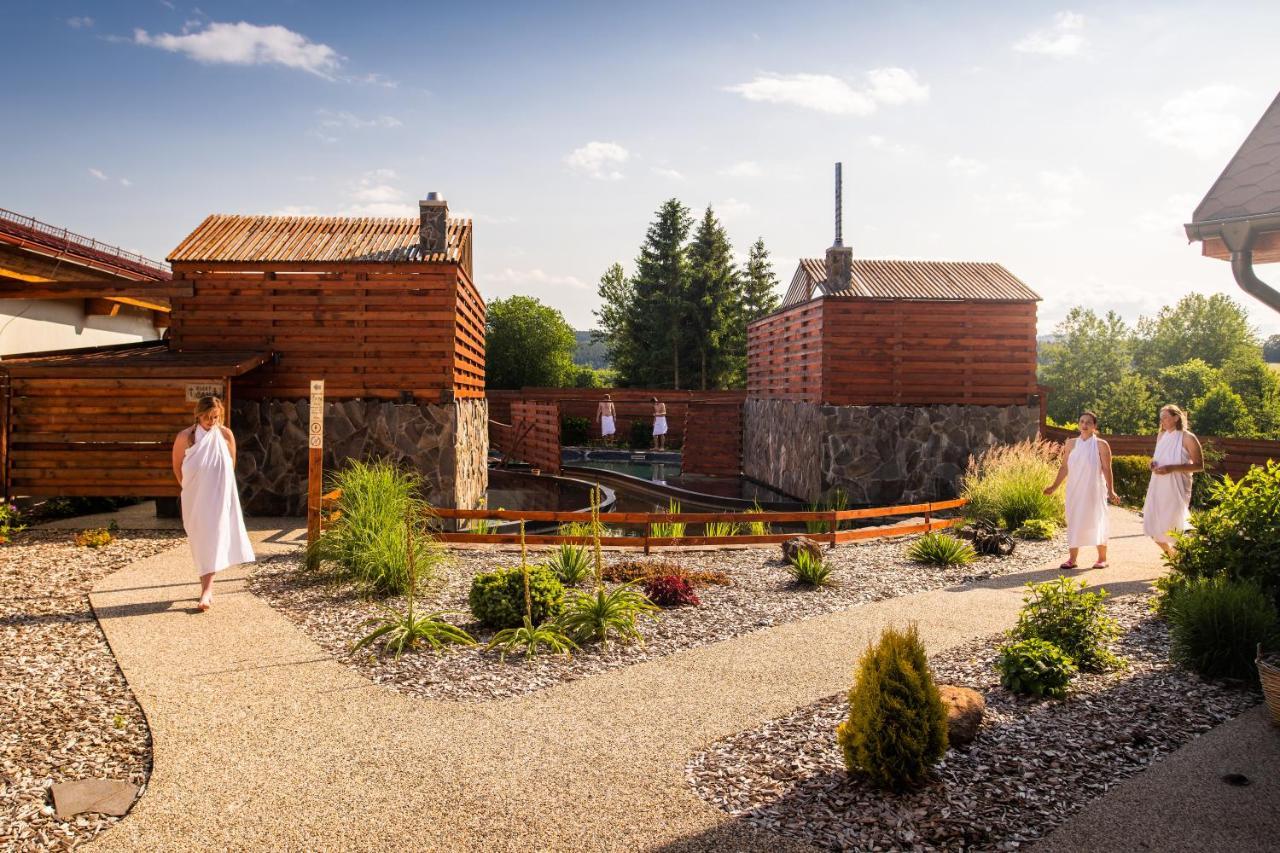 Hotel Frymburk Dış mekan fotoğraf